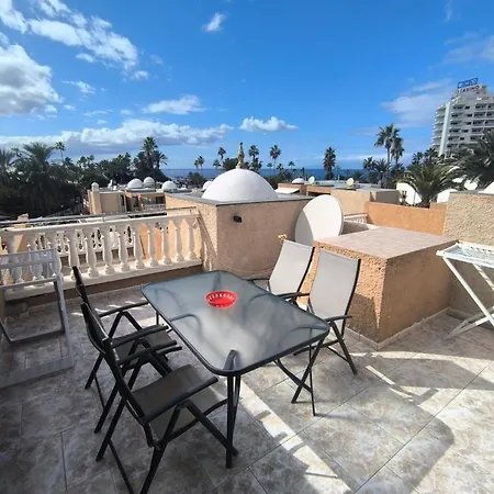 Parque Santiago Americas Apartment *